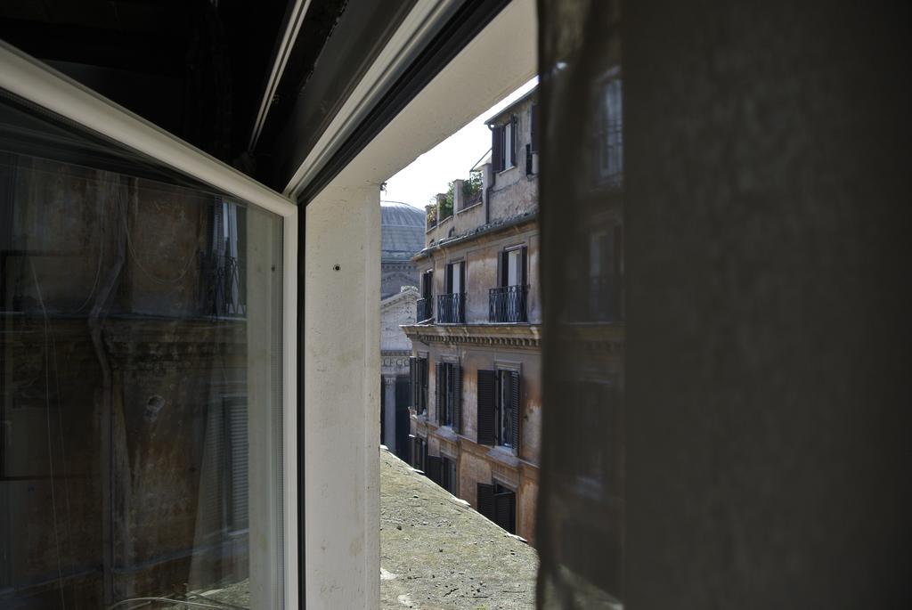 Appartement Pantheon Domus Valentino à Rome Extérieur photo